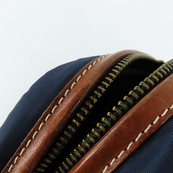 実際に弊社で買取させて頂いたFelisi/フェリージ 1882 レザー切り替え ナイロン ブリーフ バッグの画像 8枚目