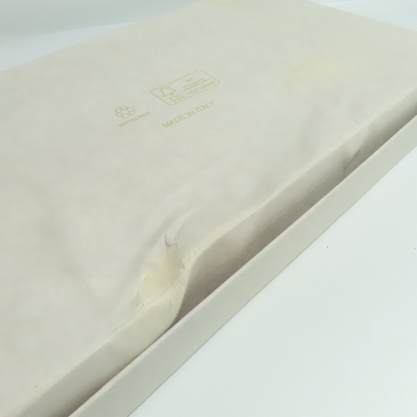 実際に弊社で買取させて頂いた JIMMY CHOO/ジミーチュウ フィリパ レザー スタースタッズ ラウンドファスナー 長財布 ウォレットの画像 8枚目