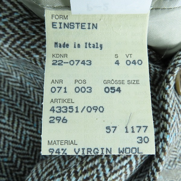 実際に弊社で買取させて頂いたHUGO BOSS/ヒューゴボス 総柄 3B テーラードジャケット イタリア製 54の画像 3枚目