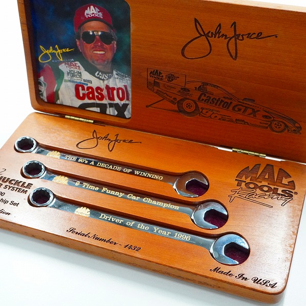実際に弊社で買取させて頂いたMac Tools/マックツールズ John Force Racing Limited Edition 2000 Campionship Set コンビネーションレンチ セット
