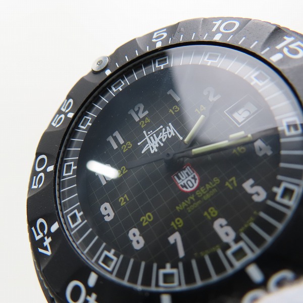 実際に弊社で買取させて頂いたLUMINOX×STUSSY/ルミノックス×ステューシー 限定 Navy Seals 交換ベルト付きの画像 5枚目