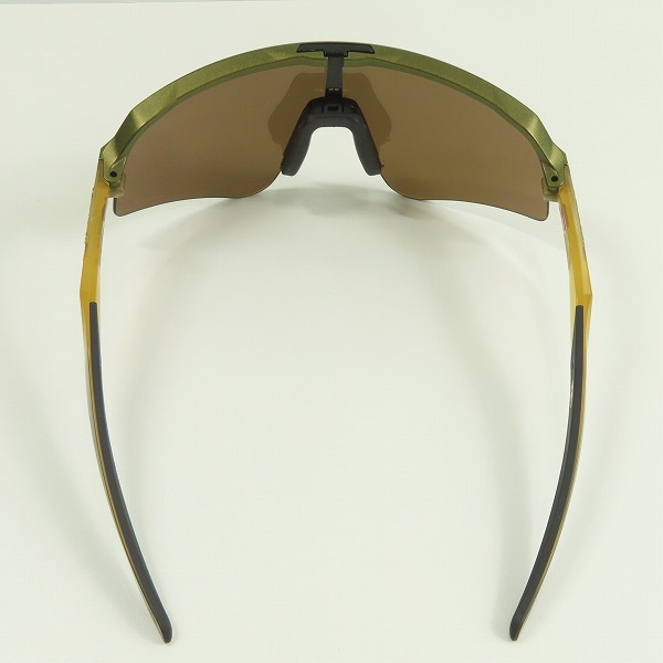 実際に弊社で買取させて頂いたOAKLEY/オークリー SUTRO LITE SWEEP サングラス/アイウェア OO9465-2139 の画像 2枚目