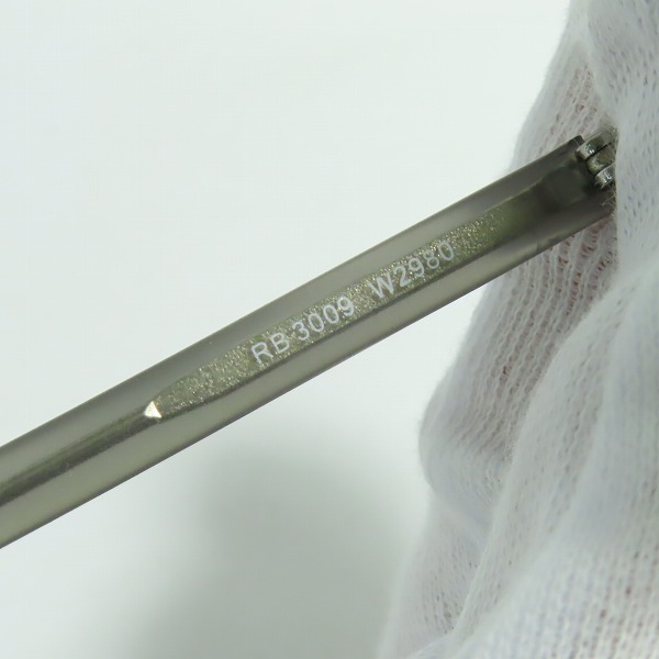 実際に弊社で買取させて頂いたRay-Ban/レイバン オーバル アイウエア/サングラス RB3009 W2980の画像 6枚目