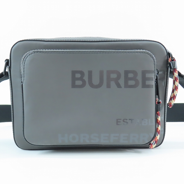 実際に弊社で買取させて頂いたBURBERRY/バーバリー ホースフェリープリント TBロゴ ショルダーバッグ 8043713