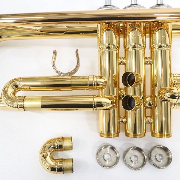実際に弊社で買取させて頂いた★【美品】YAMAHA/ヤマハ YTR-2330/YTR2330 トランペット ゴールドラッカー仕上げ ハードケース付の画像 5枚目
