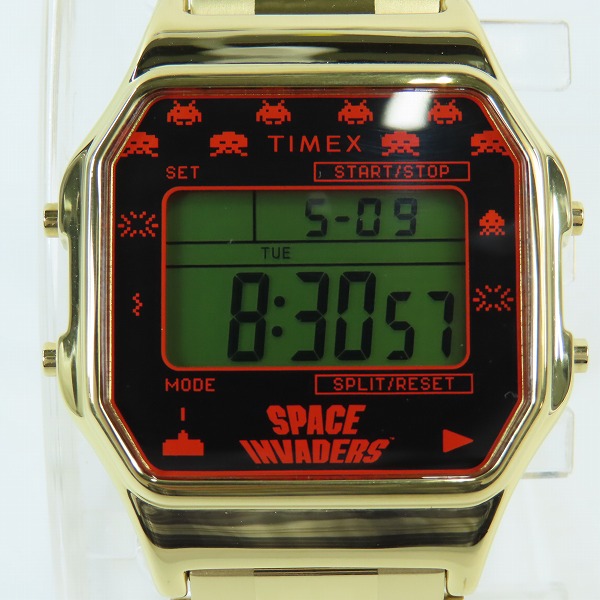 実際に弊社で買取させて頂いた(2)TIMEX/タイメックス スペースインベーダー  腕時計 TW2V30100