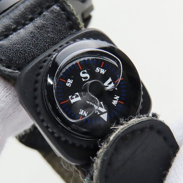 実際に弊社で買取させて頂いたLUMINOX×STUSSY/ルミノックス×ステューシー 限定 Navy Seals 交換ベルト付きの画像 4枚目