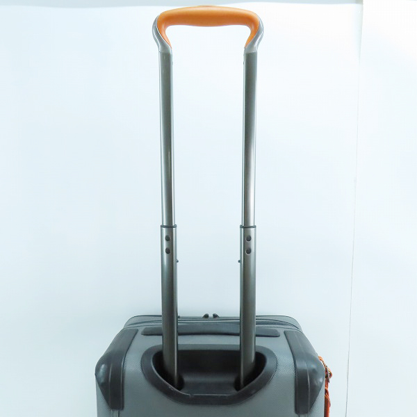 実際に弊社で買取させて頂いたTUMI/トゥミ ALPHA2 アルファ2 2輪キャスター式 ラゲージ ガーメント バッグ キャリーケース 22020GO2の画像 6枚目