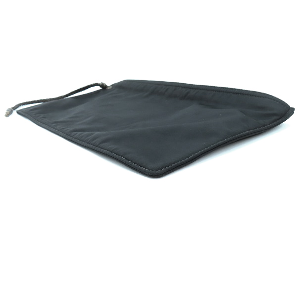 実際に弊社で買取させて頂いたCHROME HEARTS/クロムハーツ ジッパー ダガー ナイロン クラッチ バッグの画像 2枚目