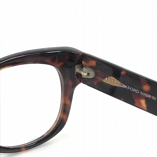実際に弊社で買取させて頂いたTOM FORD/トムフォード 眼鏡/メガネフレーム アイウェア TF5040の画像 4枚目