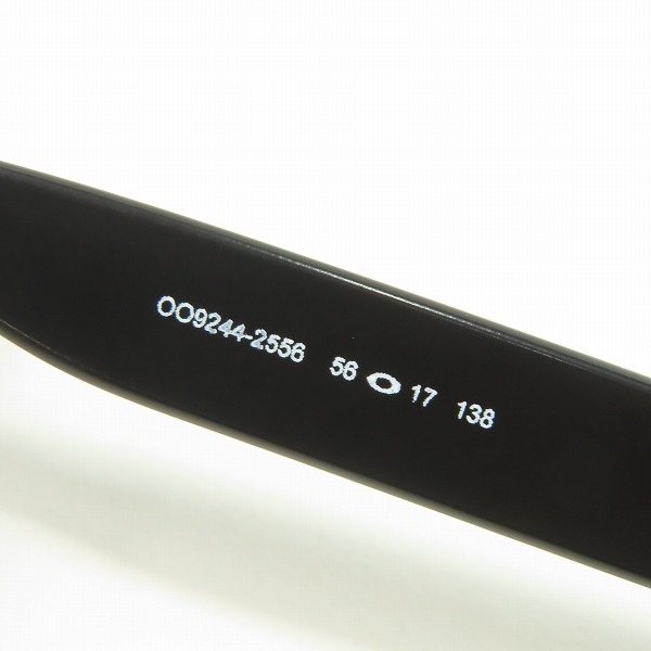 実際に弊社で買取させて頂いたOAKLEY/オークリー HOLBROOK ホルブルック サングラス アジアンフィット 偏光レンズ OO9244-2556の画像 7枚目