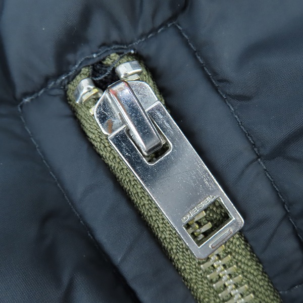 実際に弊社で買取させて頂いたDIESEL/ディーゼル ナイロン ダウンジャケット ブラック /Mの画像 7枚目