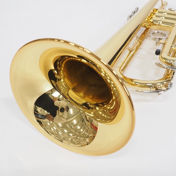 実際に弊社で買取させて頂いた★【美品】YAMAHA/ヤマハ YTR-2330/YTR2330 トランペット ゴールドラッカー仕上げ ハードケース付の画像 2枚目