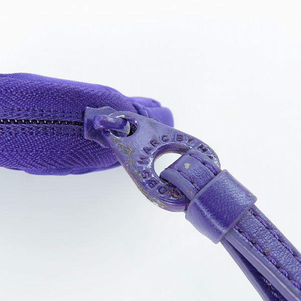 実際に弊社で買取させて頂いたMARC JACOBS/マークジェイコブス ロゴ 型押し ミニポーチ パープルの画像 8枚目