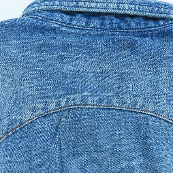 実際に弊社で買取させて頂いたBLUE BLUE/ブルーブルー スタッズ ウエスタン デニムシャツ /1の画像 7枚目