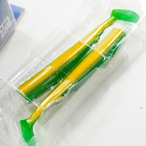 実際に弊社で買取させて頂いた【ワームのみ】Blue Blue/ブルーブルー JOLTY ジョルティ クリアピンク/グリーンゴールド 4点セットの画像 4枚目