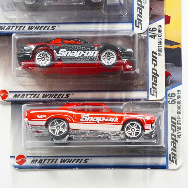 実際に弊社で買取させて頂いた【未開封】Hot Wheels/ホットウィール Snap-On MUSTANG COBRA/PLYMOUTH ROADRUNNER/'63 SPLIT WINDOW CORVETTE 3点セットの画像 4枚目