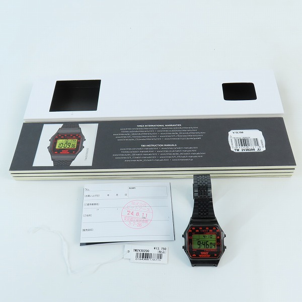 実際に弊社で買取させて頂いた(1)TIMEX/タイメックス スペースインベーダー  腕時計 TW2V30200の画像 6枚目
