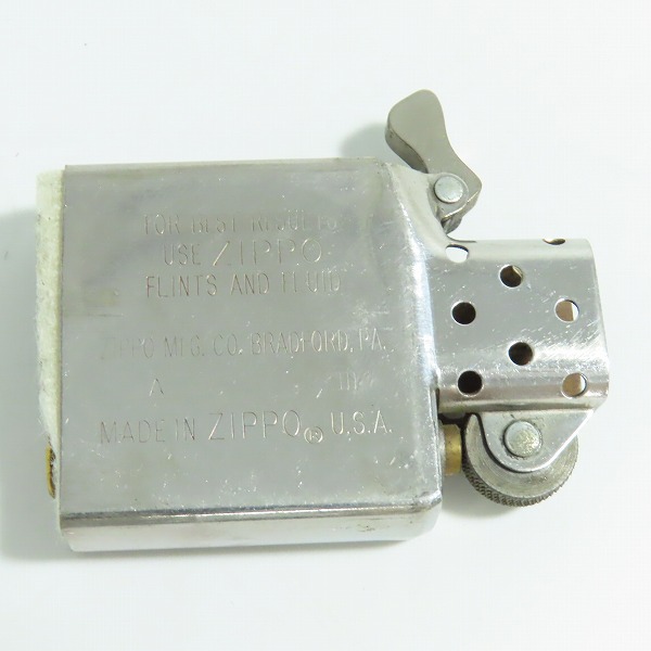 実際に弊社で買取させて頂いたZIPPO/ジッポー HARLEY DAVIDSON/ハーレーダビッドソン Biker's Only. メタル貼り 1995年製の画像 5枚目