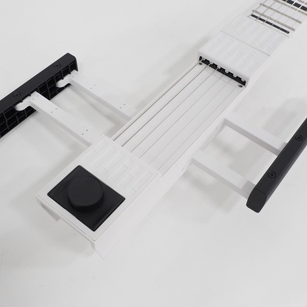 実際に弊社で買取させて頂いたJammy E/ジャミー E JE-001 ギター型MIDI コントローラー【通電確認済】の画像 3枚目