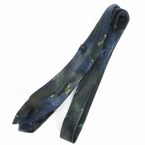 実際に弊社で買取させて頂いたLOUIS VUITTON/ルイヴィトン 総柄ネクタイ 