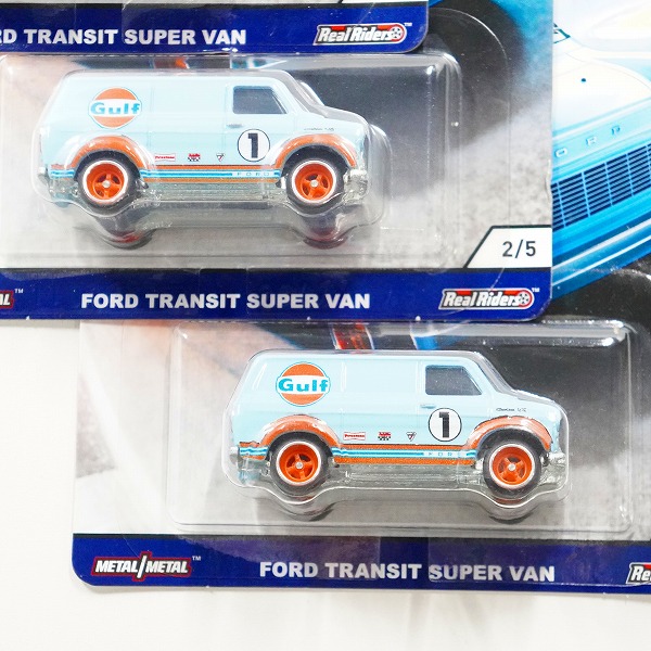 実際に弊社で買取させて頂いた【未開封】Hot Wheels/ホットウィール CARGO CAREERS Gulf FORD TRANSIT SUPER VAN ミニカー 3点セットの画像 4枚目