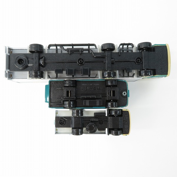 実際に弊社で買取させて頂いたヤマト運輸 クロネコヤマト 大型トラック10t車/ウォークスルーW号車/クール宅急便車 ミニカー 3点セットの画像 5枚目