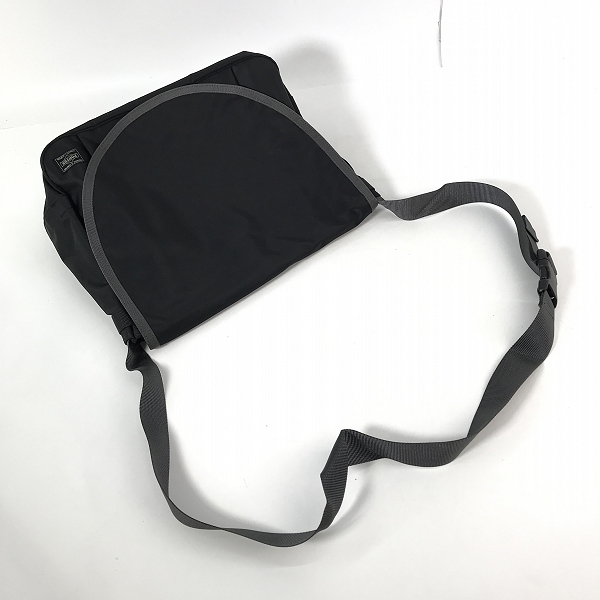 実際に弊社で買取させて頂いた(4)HEAD PORTER/ヘッドポーター ショルダー メッセンジャー バッグ ブラック×グレーの画像 3枚目