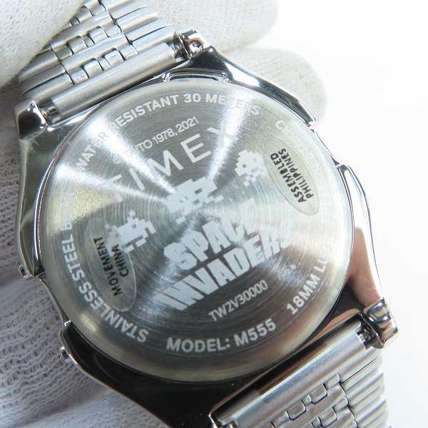 実際に弊社で買取させて頂いた(4)TIMEX/タイメックス スペースインベーダー  腕時計 TW2V30000の画像 4枚目