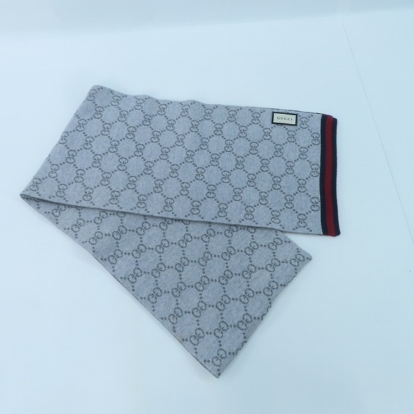 実際に弊社で買取させて頂いたGUCCI/グッチ GG柄 リバーシブル マフラー 325806 3G206の画像 1枚目