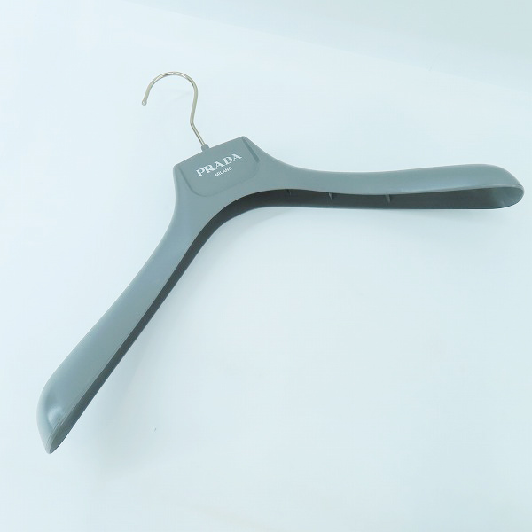 実際に弊社で買取させて頂いた【JPタグ】PRADA/プラダ ダウンジャケット ブラック SGN539/46の画像 9枚目