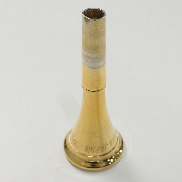 実際に弊社で買取させて頂いたYAMAHA/ヤマハ 32C4 ホルン用 マウスピース ゴールド の画像 4枚目