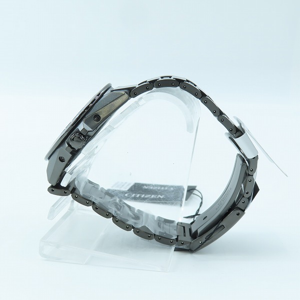 実際に弊社で買取させて頂いた【未使用】 CITIZEN/シチズン ATTESA/アテッサ  ソーラー 腕時計 H128-001R704の画像 2枚目