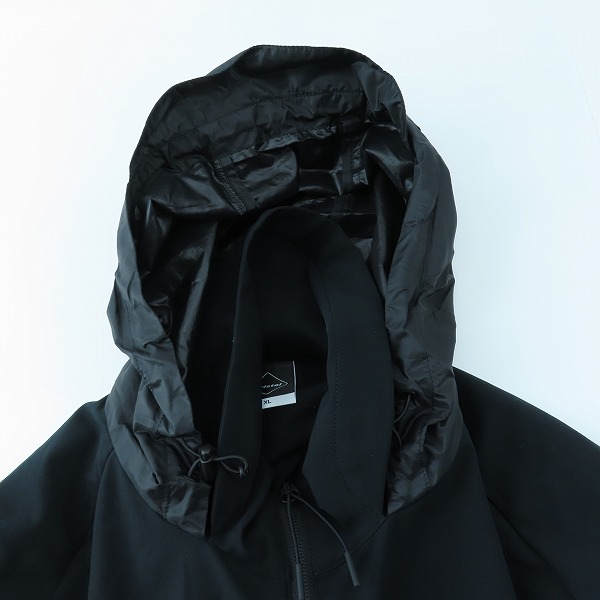 実際に弊社で買取させて頂いたF.C.R.B./F.C.Real Bristol/エフシーレアルブリストル STRETCH LIGHT WEIGHT HOODED BLOUSON ブルゾン FCRB-200049 XLの画像 2枚目