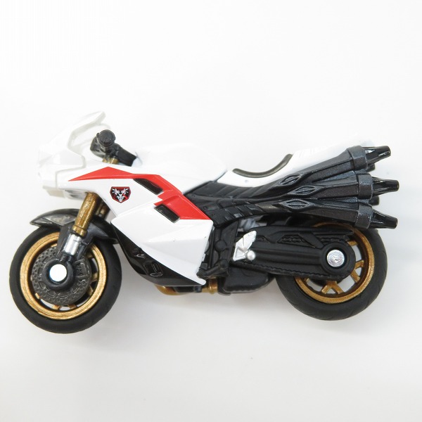 実際に弊社で買取させて頂いたTAKARA TOMY/タカラトミー トミカプレミアムunlimited シン・仮面ライダー サイクロン号 (仮面ライダー2号ver.)/ミニカーの画像 2枚目