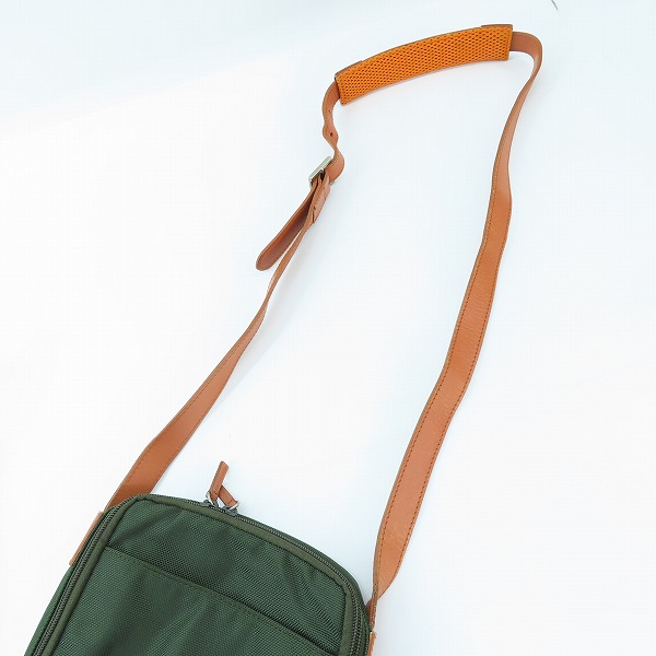 実際に弊社で買取させて頂いたHUNTING WORLD/ハンティングワールド レザー切替ミニショルダーバッグの画像 2枚目