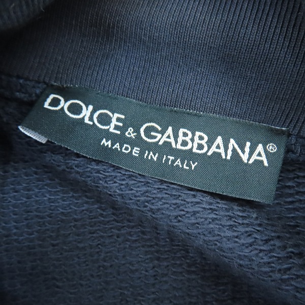 実際に弊社で買取させて頂いたDOLCE&GABBANA/ドルチェ&ガッバーナ ロゴプレート ジップアップ ジャージ/52の画像 2枚目