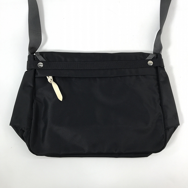 実際に弊社で買取させて頂いた(4)HEAD PORTER/ヘッドポーター ショルダー メッセンジャー バッグ ブラック×グレーの画像 1枚目