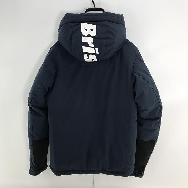 実際に弊社で買取させて頂いたF.C.Real Bristol/エフシーレアルブリストル  DOWN BENCH PARKA ダウンジャケット FCRB-178030 Sの画像 1枚目