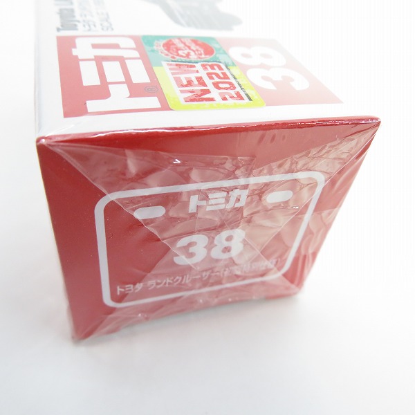 実際に弊社で買取させて頂いた【未開封】タカラトミー トミカ 38 TOYOTA/トヨタ ランドクルーザ 初回特別仕様/ミニカーの画像 5枚目