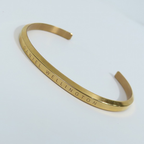 実際に弊社で買取させて頂いたDaniel Wellington/ダニエルウェリントン バングル/ブレスレット