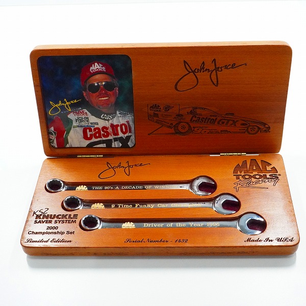 実際に弊社で買取させて頂いたMac Tools/マックツールズ John Force Racing Limited Edition 2000 Campionship Set コンビネーションレンチ セットの画像 1枚目