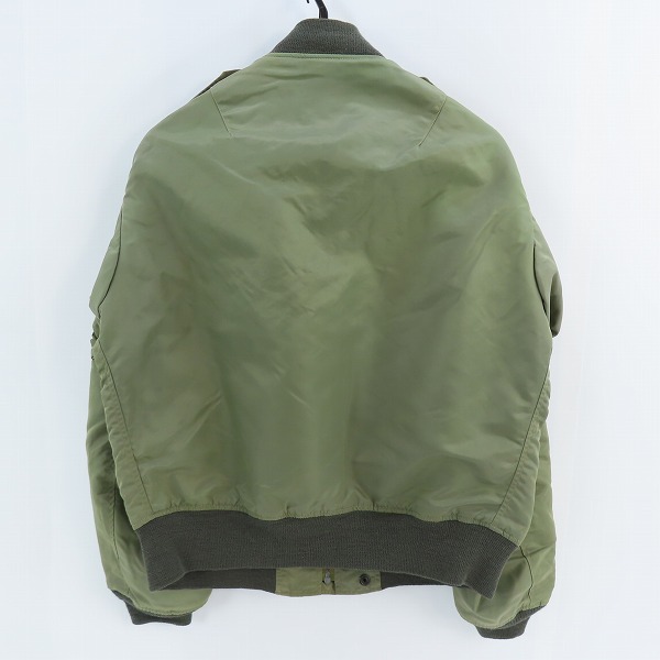 実際に弊社で買取させて頂いたBUZZ RICKSON'S/バズリクソンズ L-2B ワッペン フライトジャケット BR11132 /Mの画像 1枚目