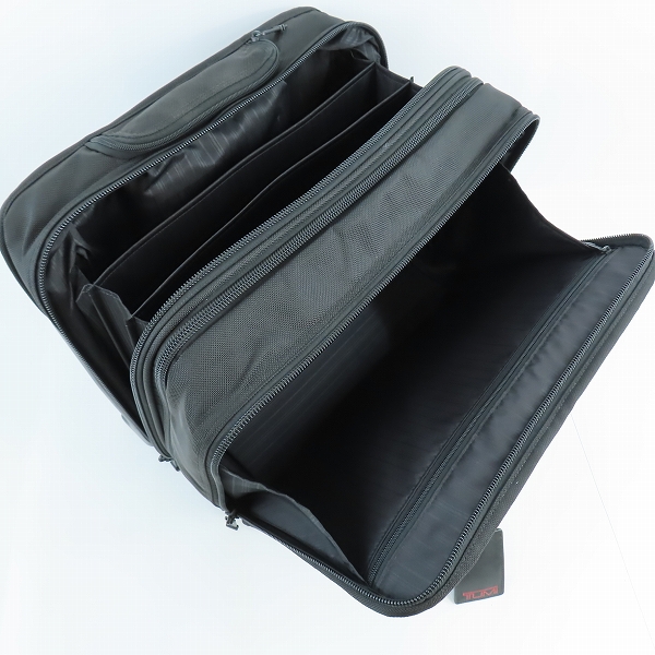 実際に弊社で買取させて頂いたTUMI/トゥミ エクスパンダブルキャリー 二輪キャリー ビジネスバッグ /26103DHの画像 4枚目