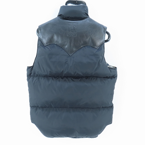 実際に弊社で買取させて頂いたHYSTERIC GLAMOUR×Rocky Mountain Featherbed/ヒステリックグラマー×ロッキーマウンテン ダウンベスト 0234AV01/36の画像 1枚目