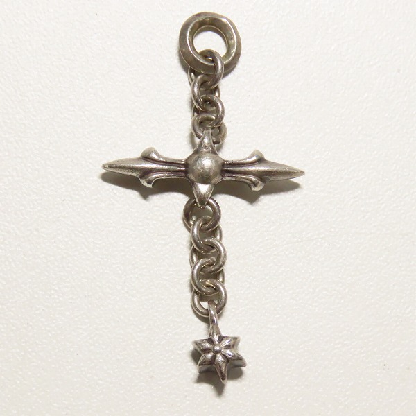 実際に弊社で買取させて頂いたCHROME HEARTS/クロムハーツ ローリークロスチャームの画像 2枚目
