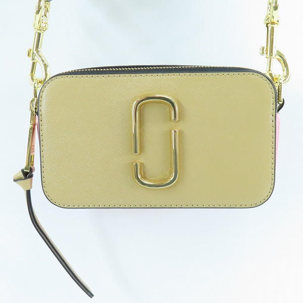 実際に弊社で買取させて頂いたMARC JACOBS/マークジェイコブス SNAPSHOT/スナップショット ショルダーバッグ