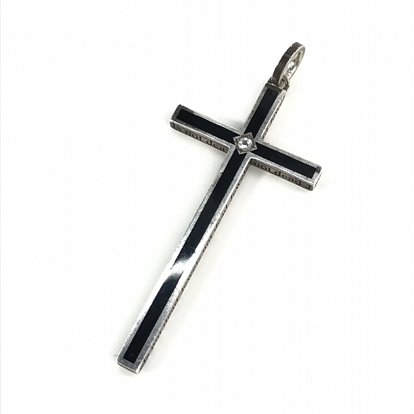 実際に弊社で買取させて頂いたJustin Davis/ジャスティンデイビス MAGNIFIQUE CROSS ペンダント SPJ832