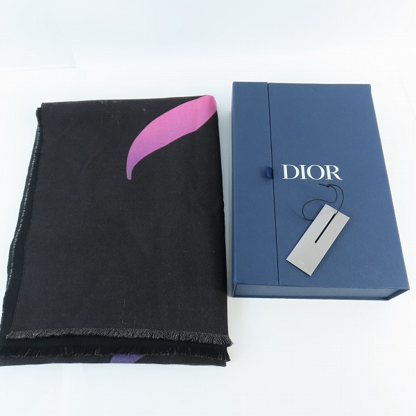 実際に弊社で買取させて頂いたDior/ディオール キムジョーンズ期 Fleurs ロゴ/花柄 ウール 大判ストール 11E0003A0455の画像 8枚目