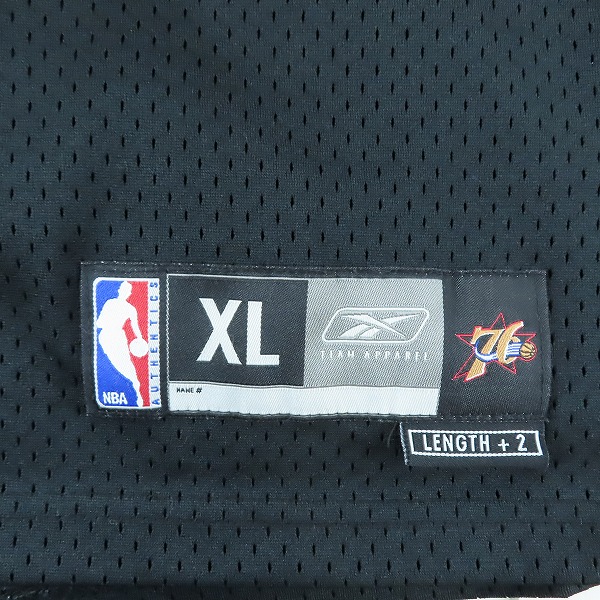 実際に弊社で買取させて頂いたReebok/リーボック NBA 76ers/フィラデルフィア・セブンティシクサーズ ＃3 アレン・アイバーソン ユニフォーム ブラック/XLの画像 5枚目